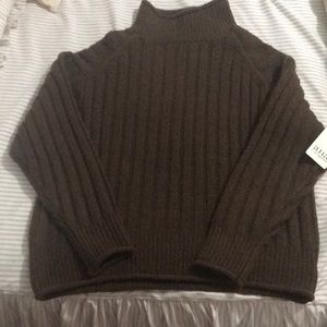 Women’s Mock Neck Sweater